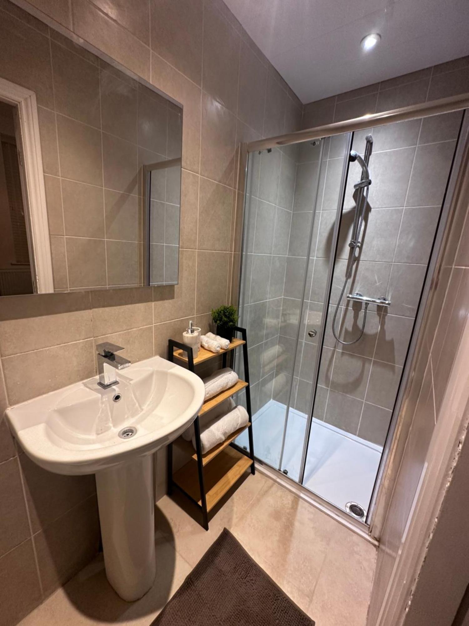 Westgate House Apartment
