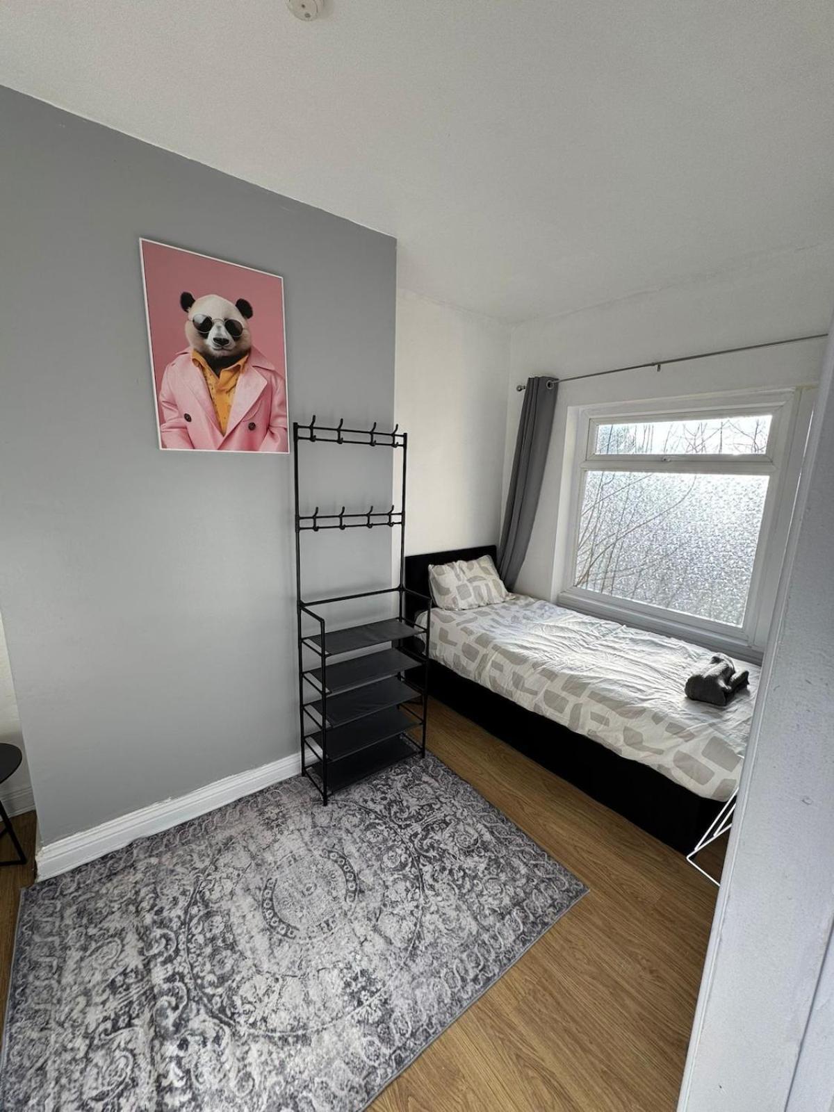 Apartment Spacious Flat In Newcastle upon Tyne