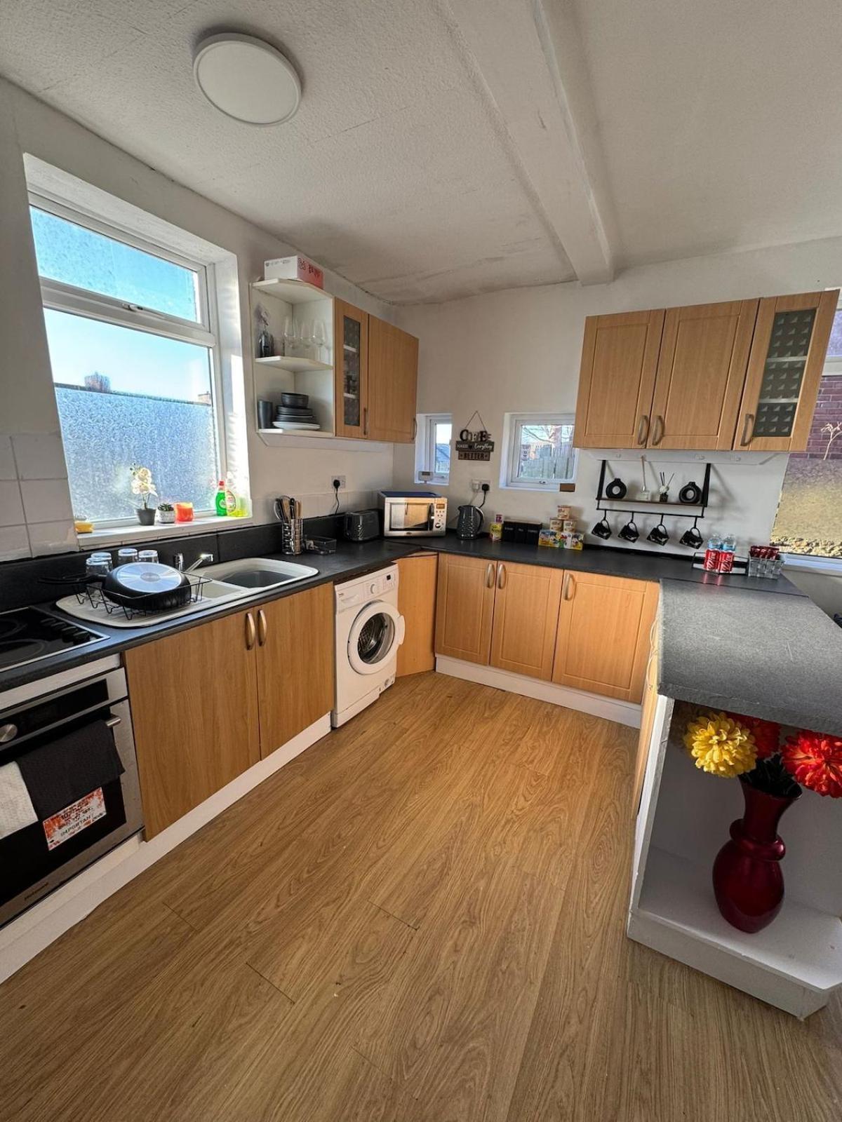 Spacious Flat In