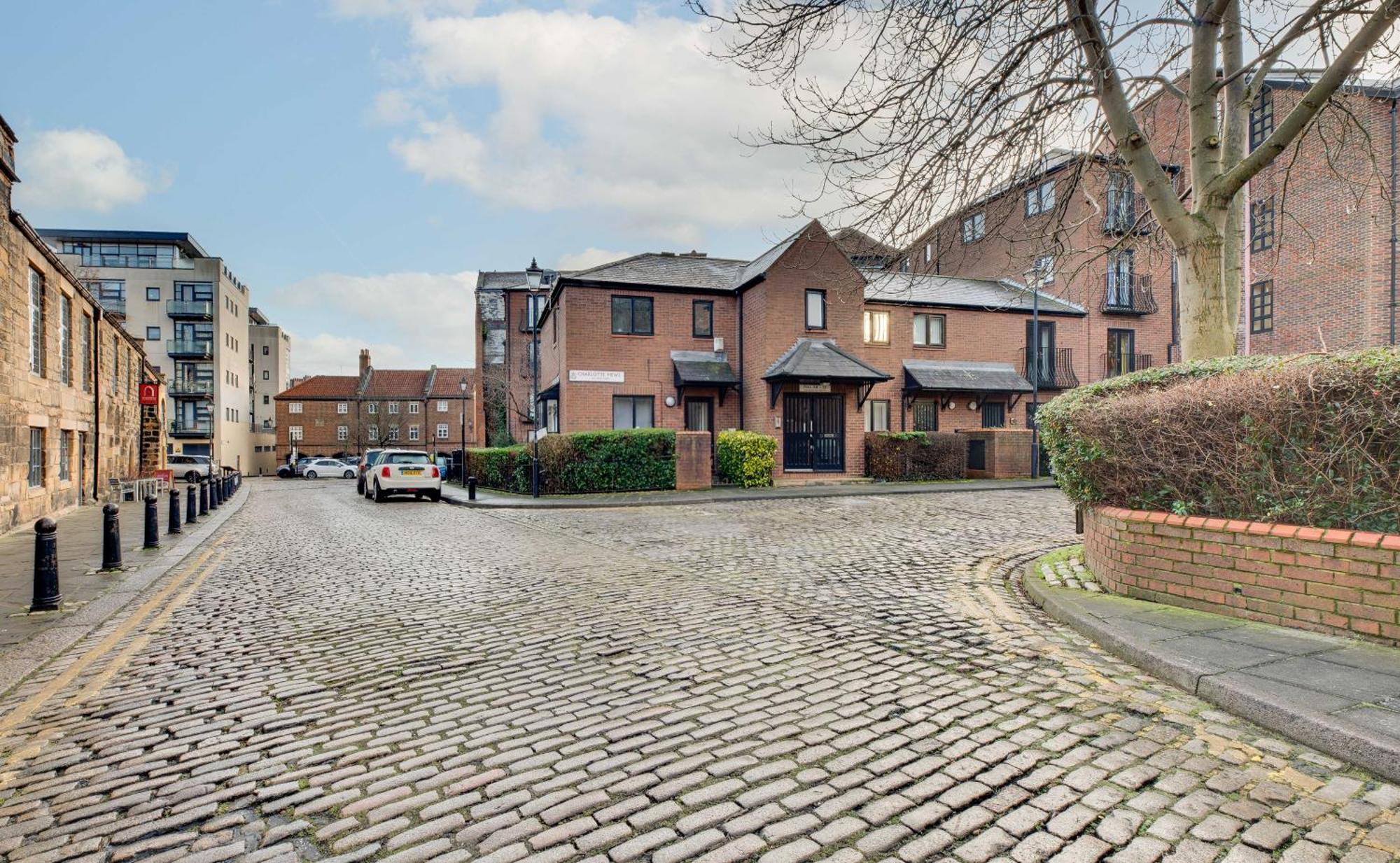 Apartment 3 Bedroom & Free Parking- Ideal 4 Long Newcastle upon Tyne
