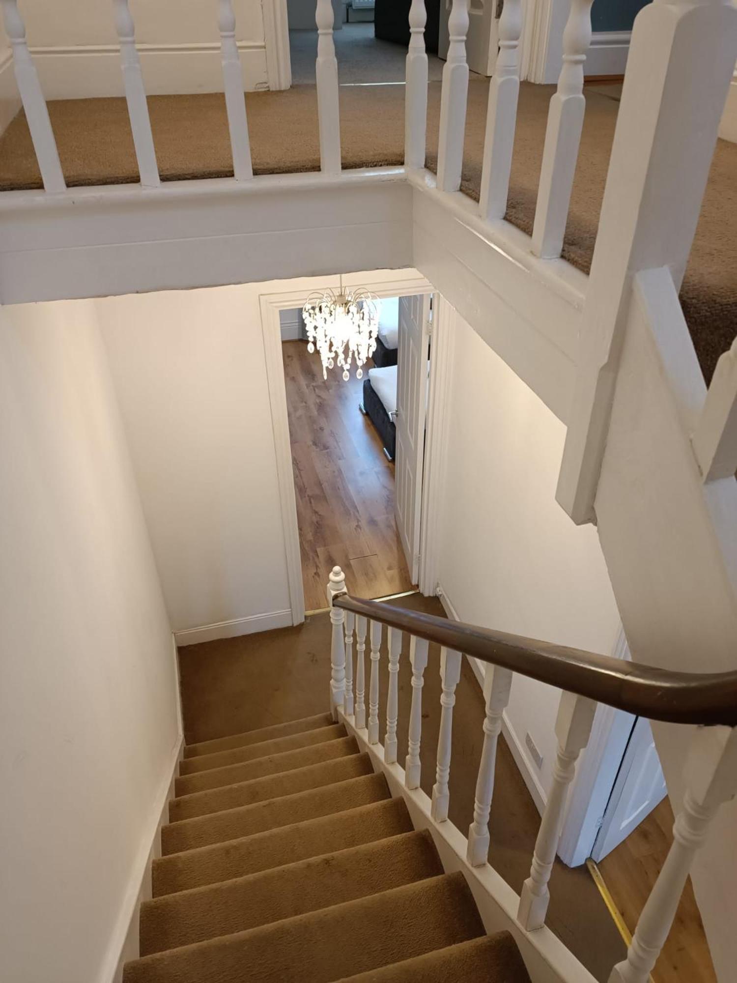 8 Bed House 2 Miles Apartment Newcastle upon Tyne