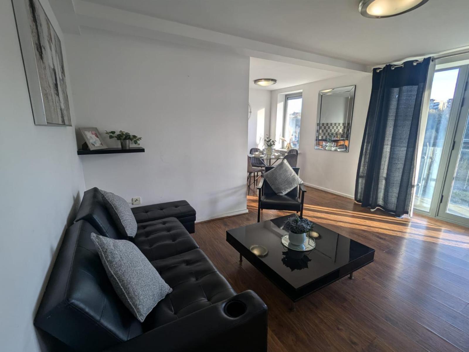 Two Bedroom Quayside River View * Newcastle upon Tyne