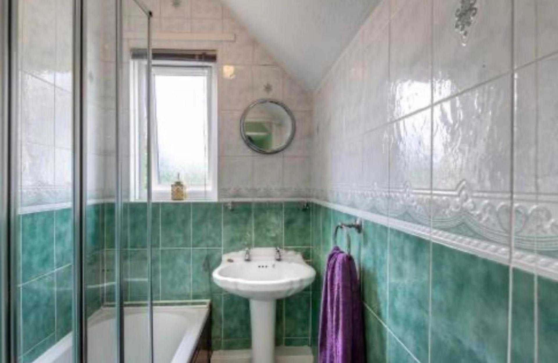 2bed Wi-fi Garage Parking Free Snacks Holiday home Newcastle upon Tyne
