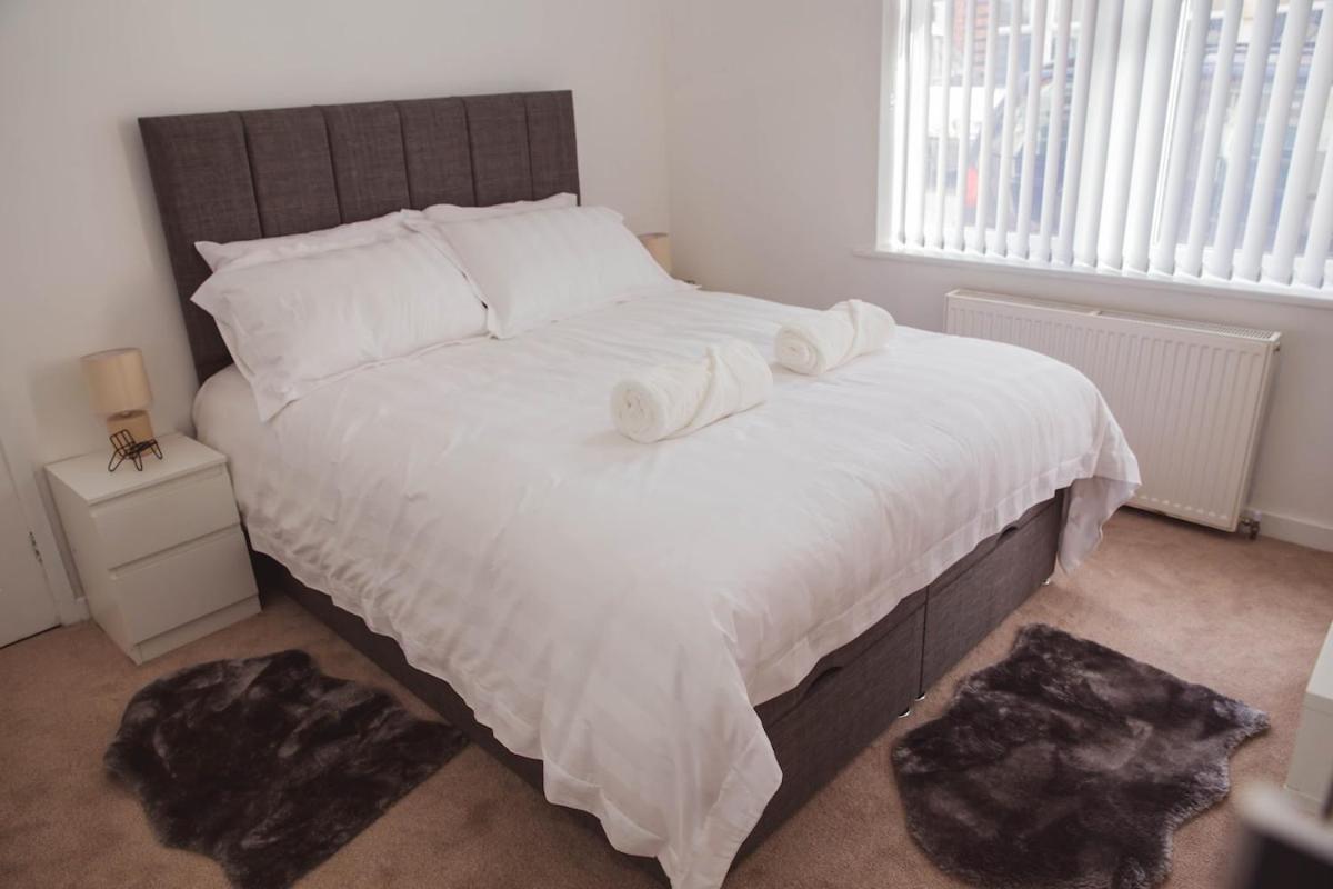 Warm & Cosy Away From