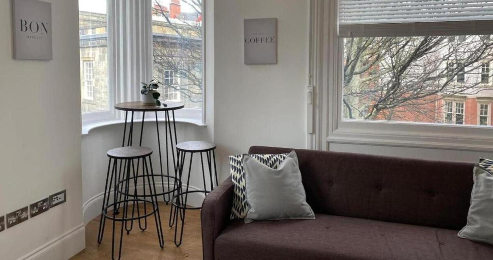 Keep Hideaway By Week2week * Newcastle upon Tyne