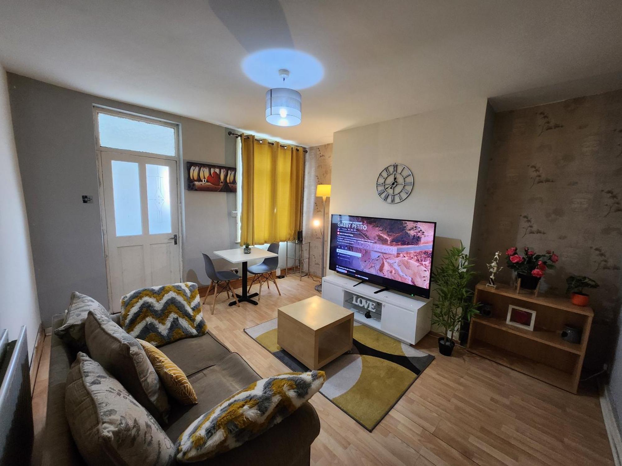 Primos Executive - 2 Bedroom House In Wallsend
