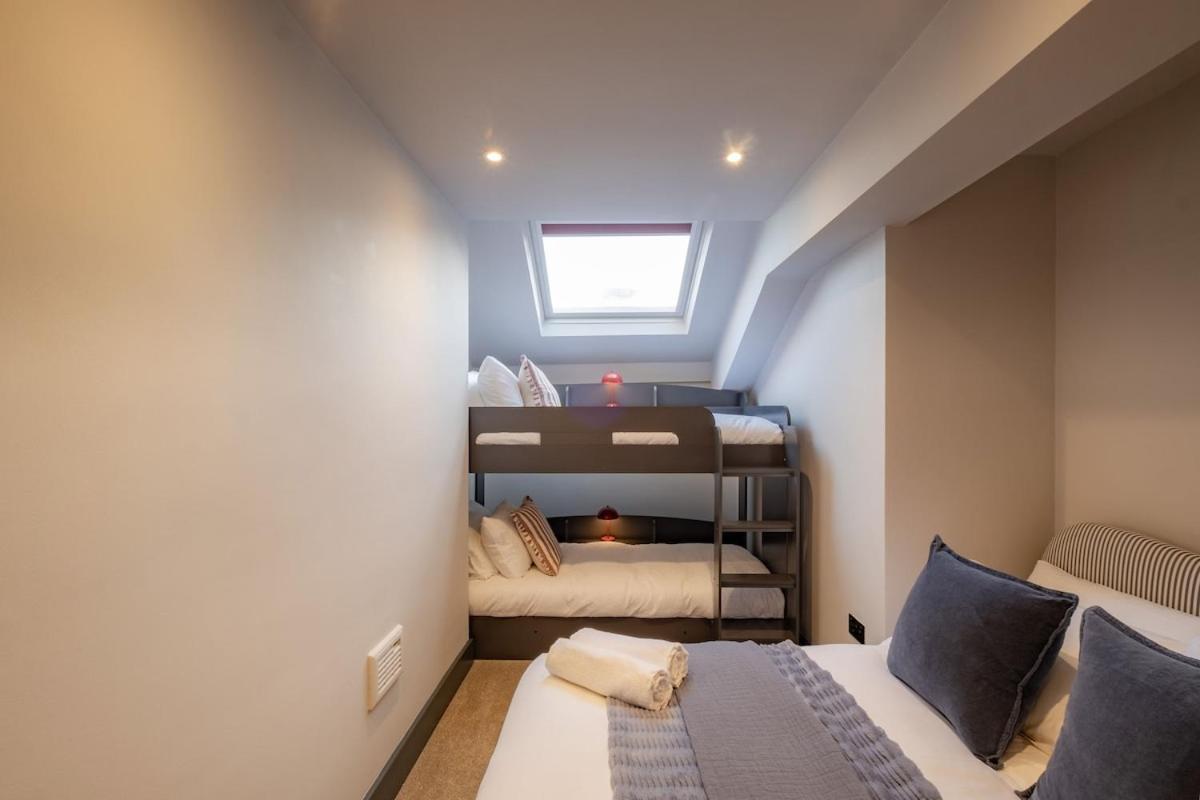 Luxury Quayside Loft Sleeps 6 Apartment *