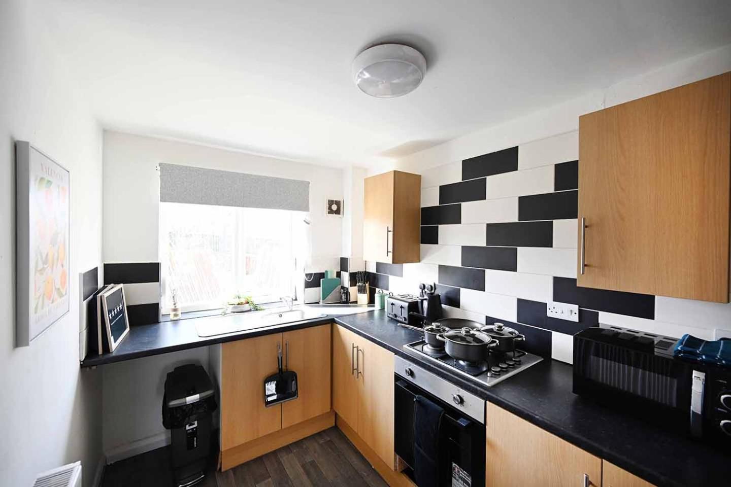 2bed Cowgate Next Golf Club Free Parking Apartment *