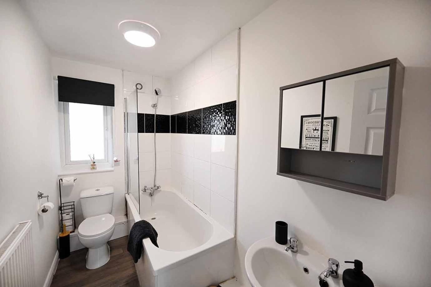 2bed Cowgate Next Golf Club Free Parking Newcastle upon Tyne