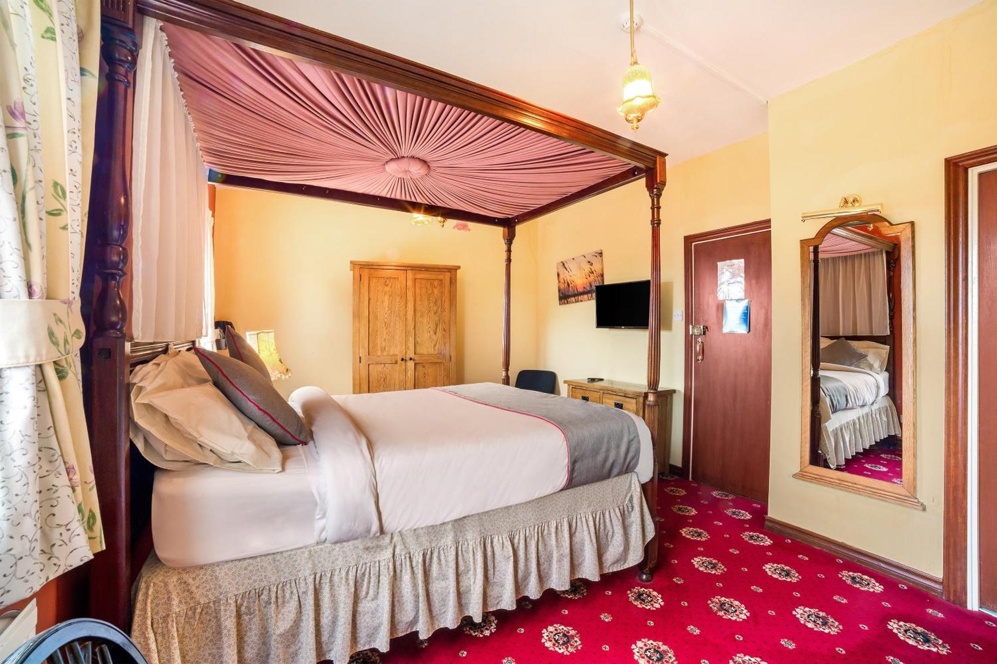 Hotel Oyo The Royal Dunston (Tyne and Wear)