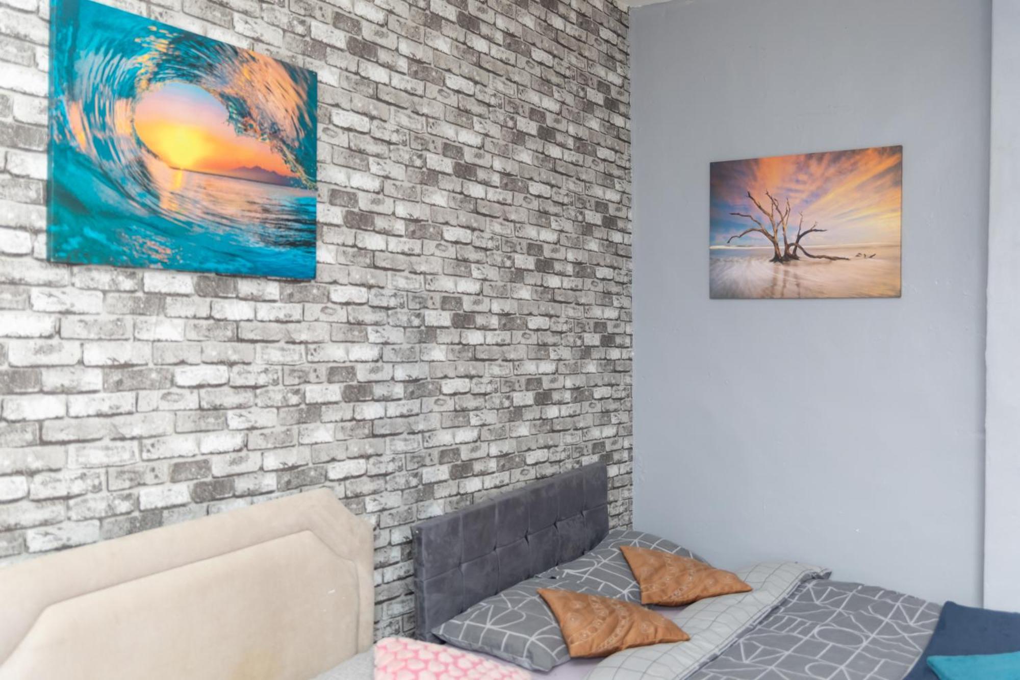 Centre Super Spacious Town House Free Parking And Wi-fi Newcastle upon Tyne