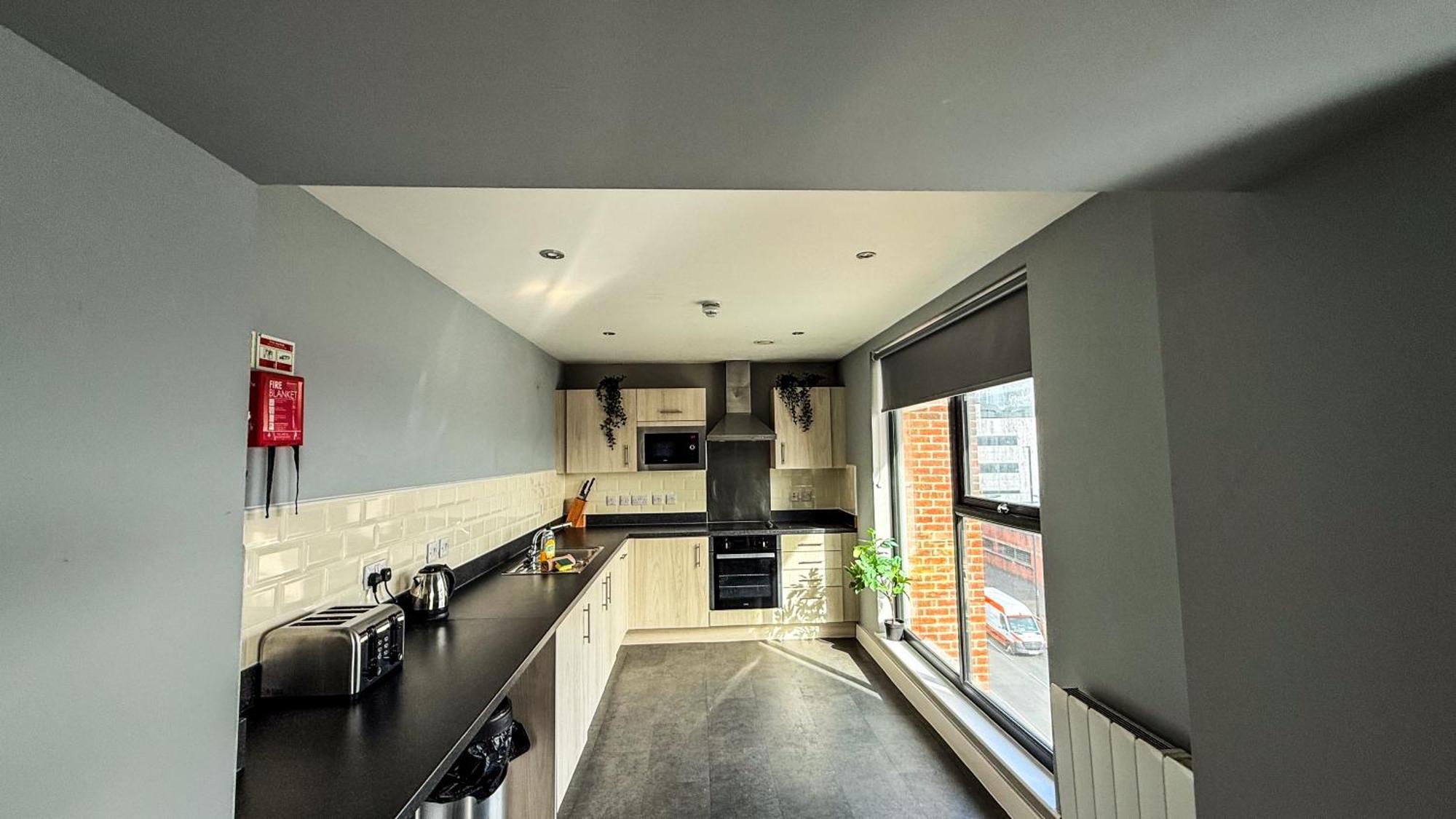 Modern With Views Of The Quayside Sleep 8 Free Parking Newcastle upon Tyne