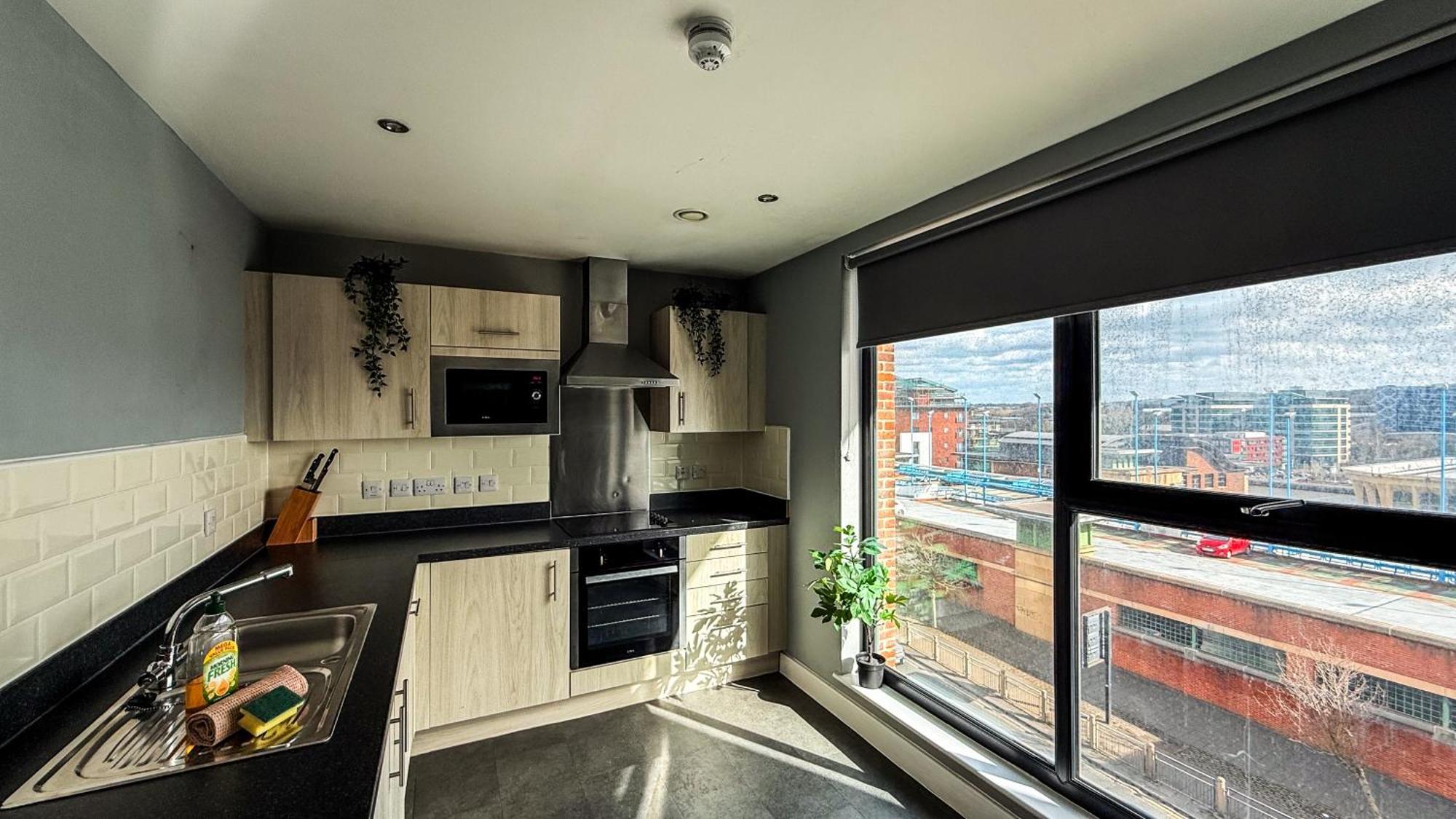 Apartment Modern With Views Of The Quayside Sleep 8 Free Parking Newcastle upon Tyne