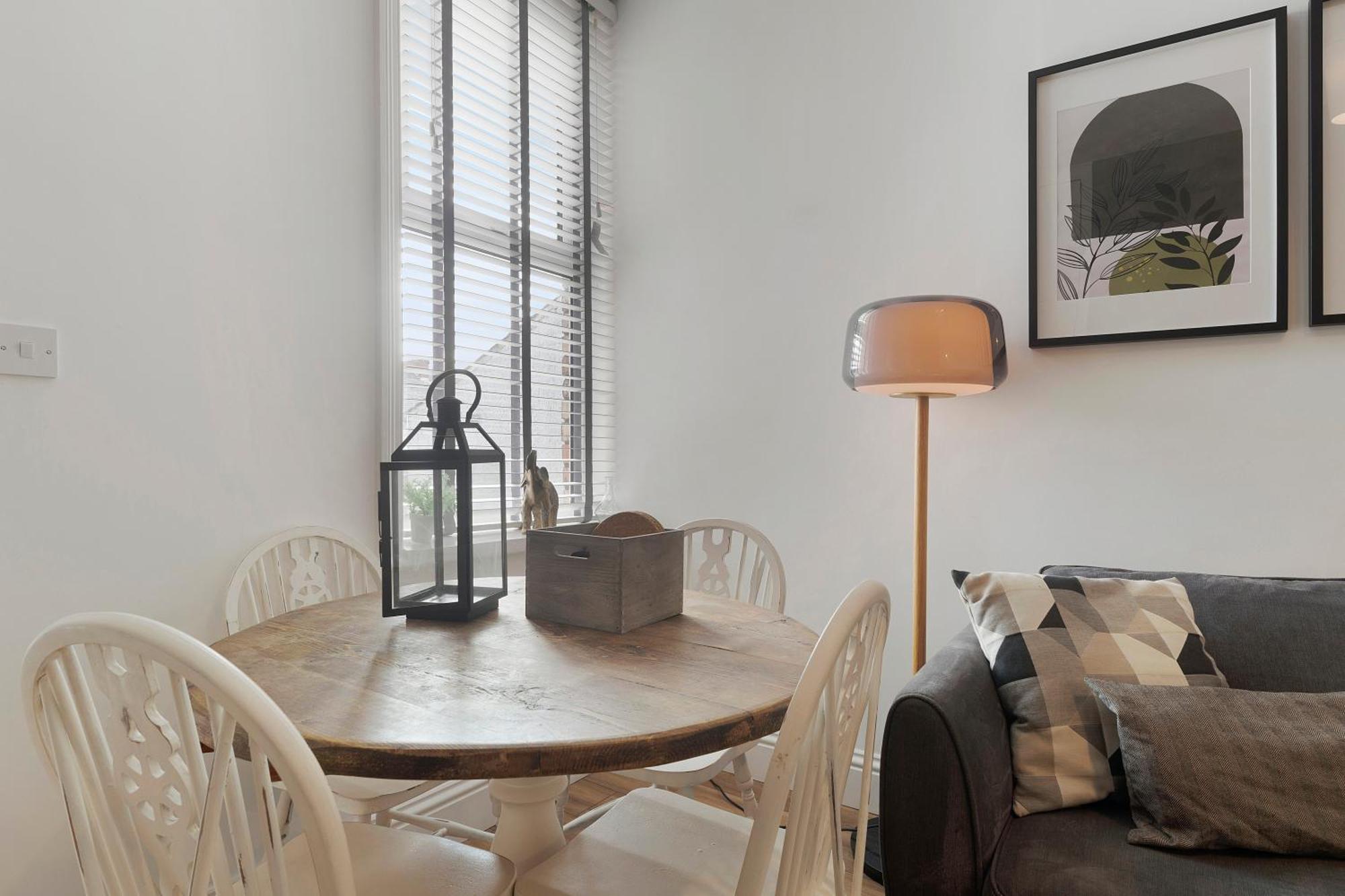 New! 2br In Biddlestone Road Holiday home *