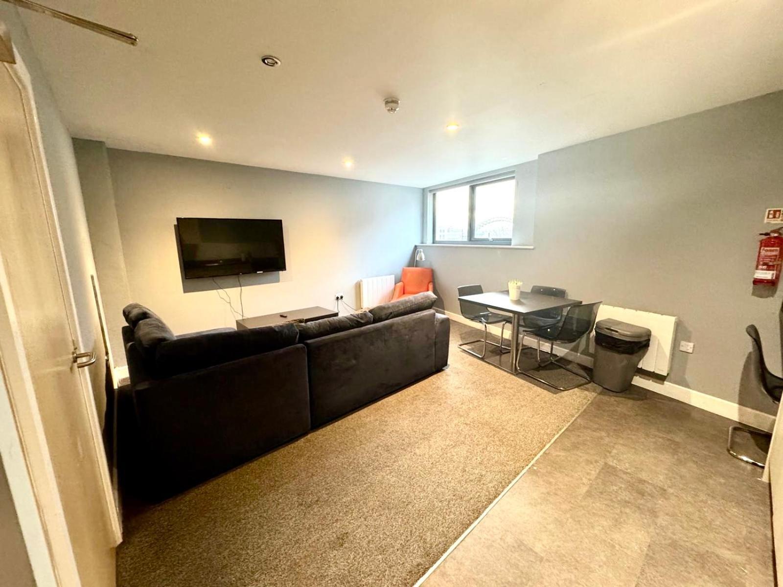 Modern With Views Of The Quayside Sleep 8 Free Parking * Newcastle upon Tyne