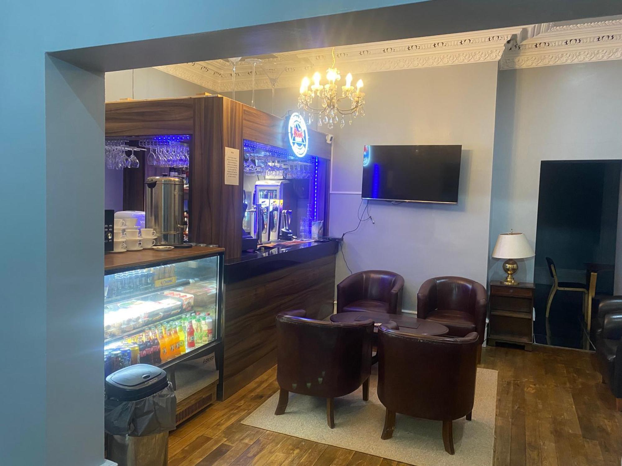 The Clifton 3* Newcastle upon Tyne