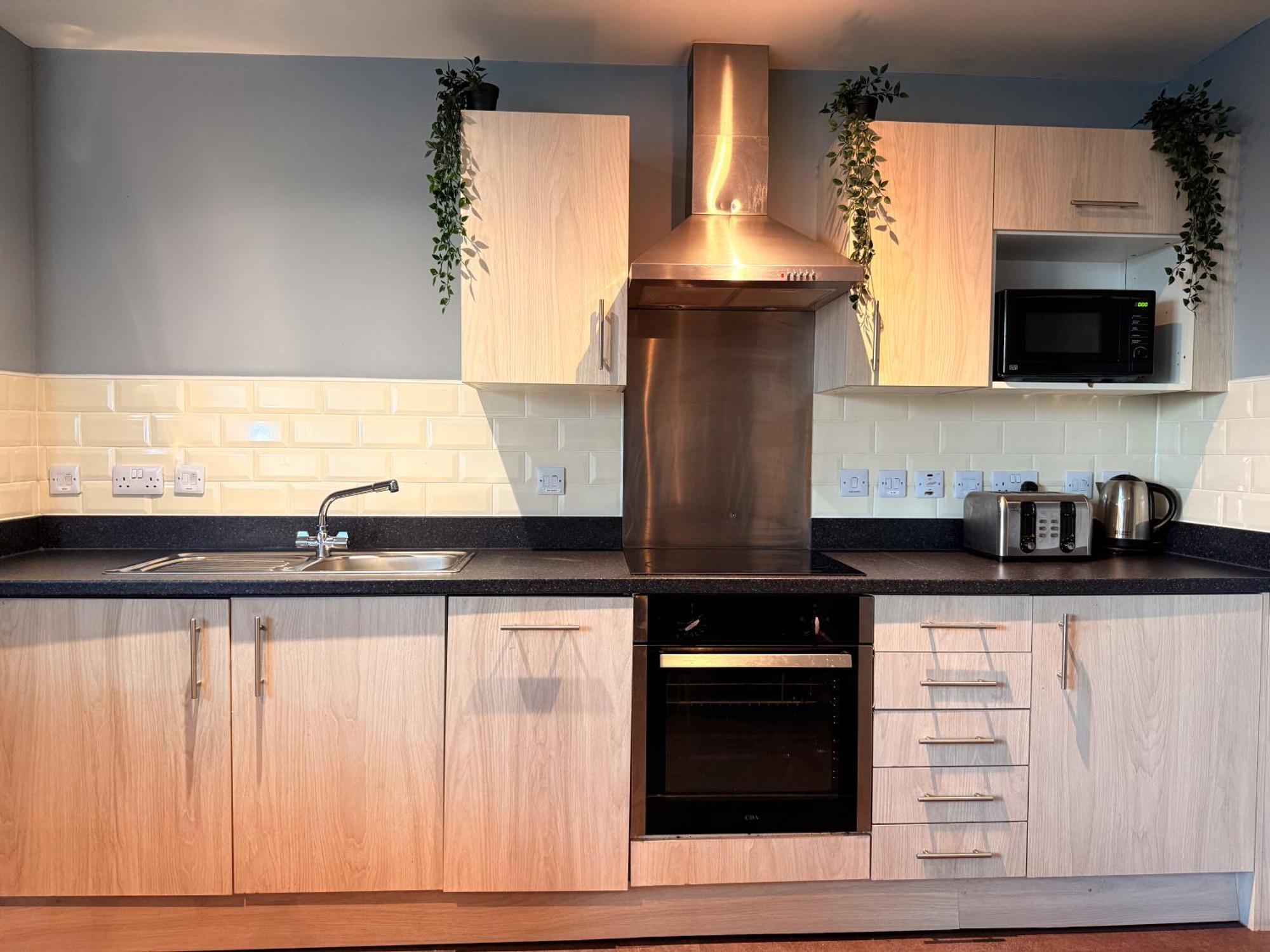 Modern Quayside Sleeps 7 Parking Apartment