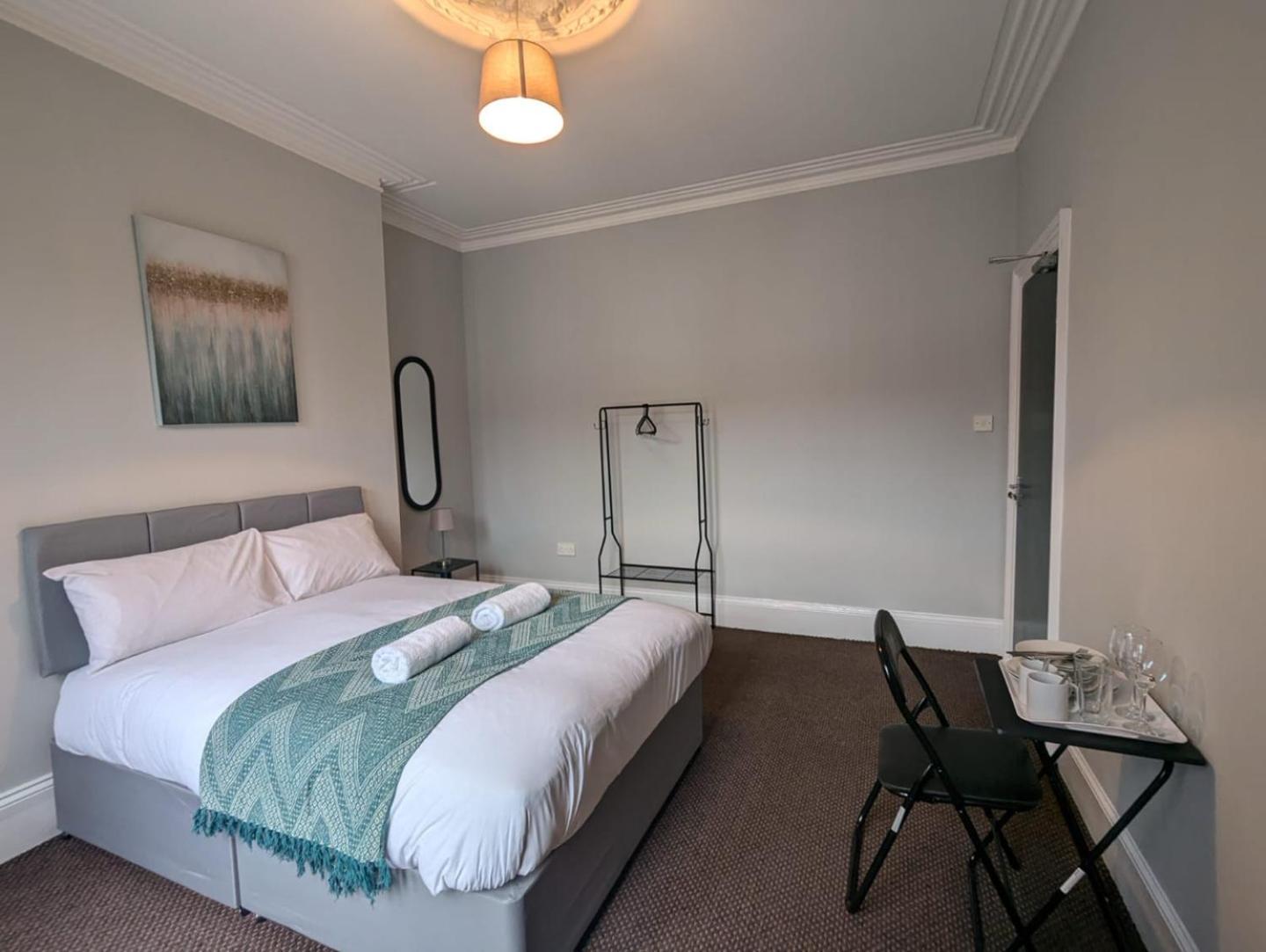 - Gateshead * Newcastle upon Tyne