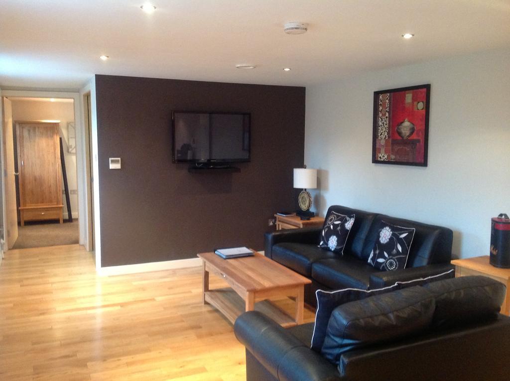 93a Grey Street