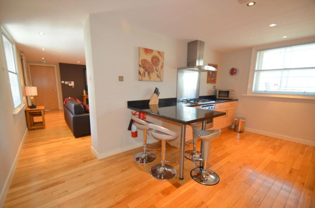 Apartment 93a Grey Street