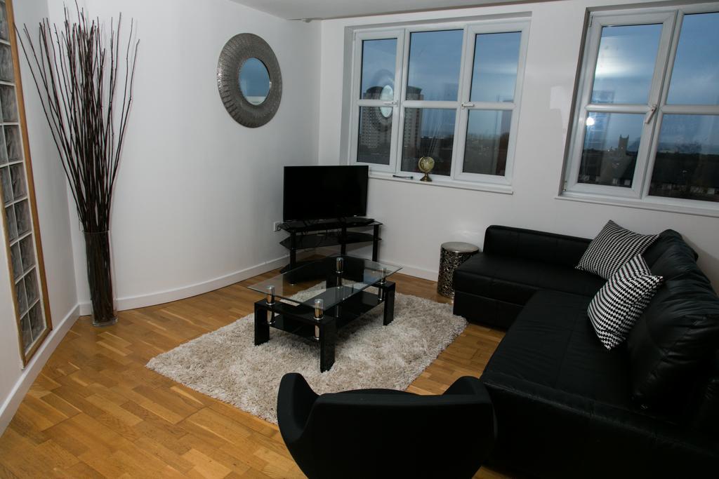 Quayside Apartment *