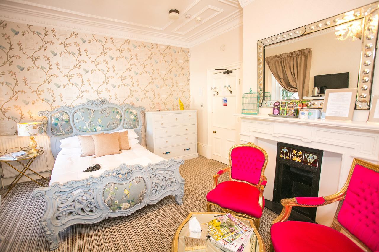 The Rosebery Apartment