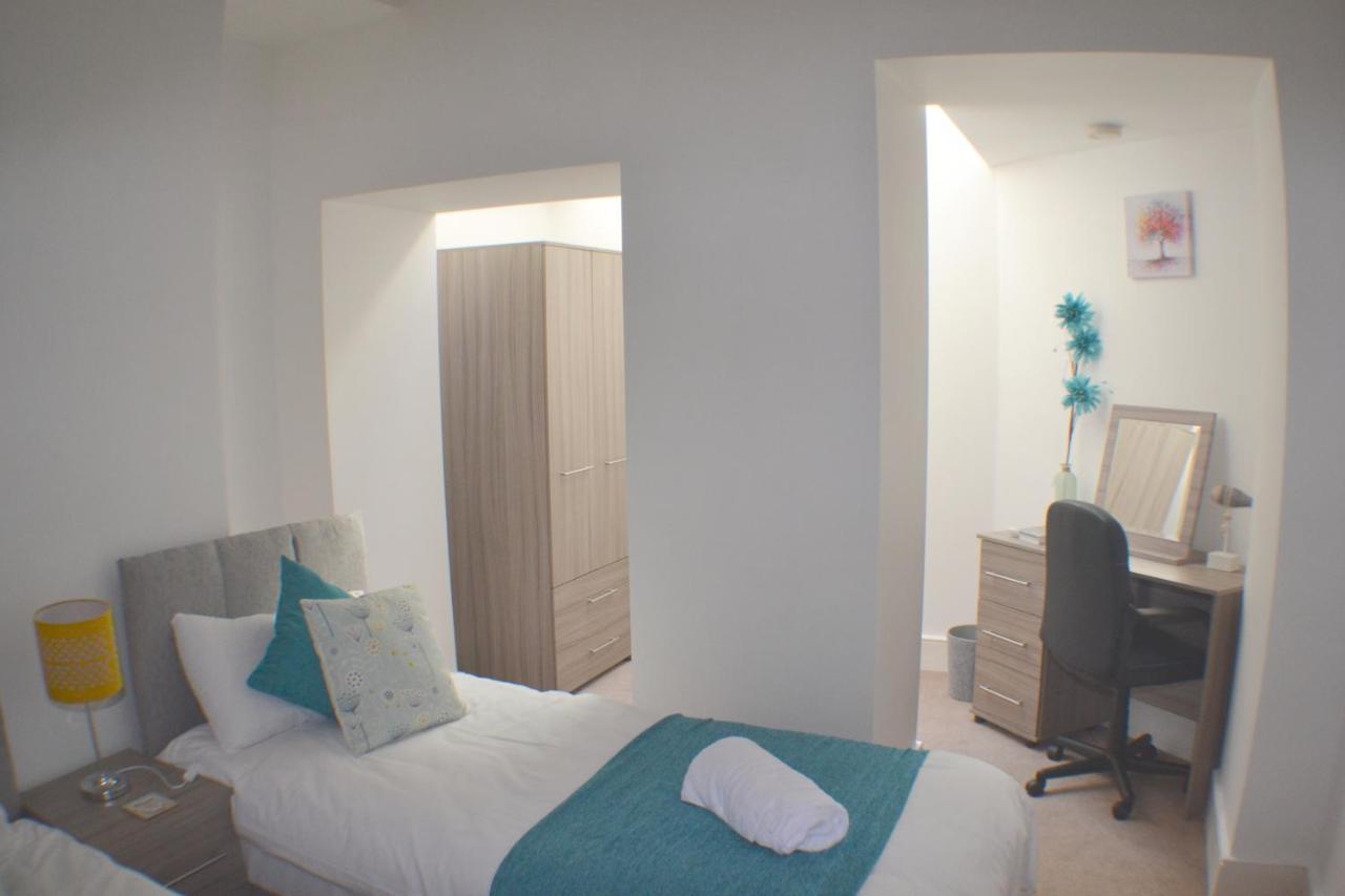 In | Higham Place Apartment