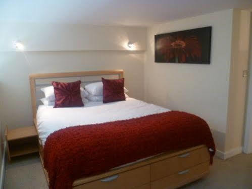 Crown 3b By Week2week Apartment *