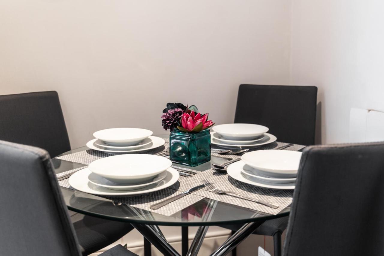 In | Higham Place * Newcastle upon Tyne