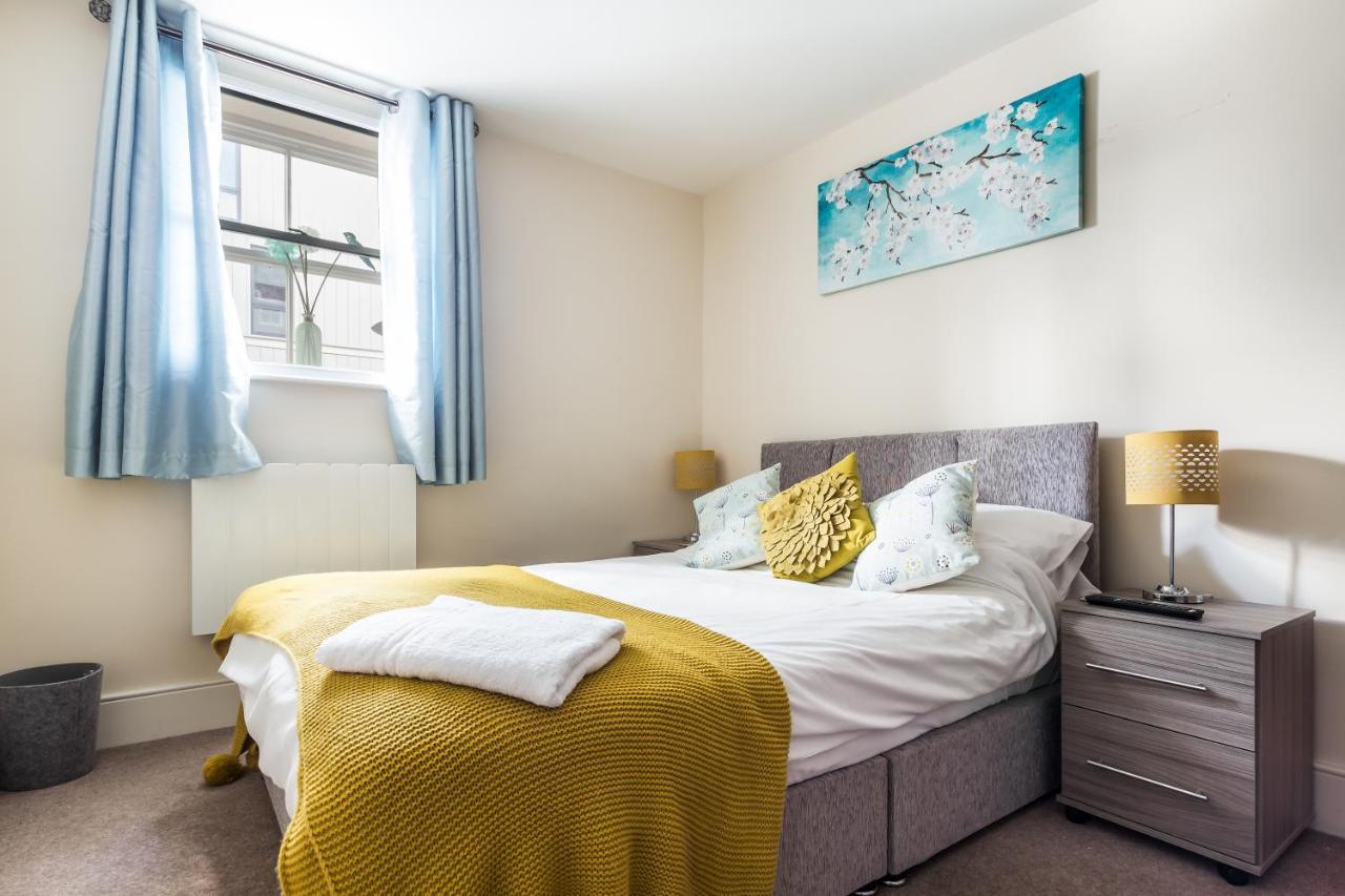 In | Higham Place Apartment Newcastle upon Tyne