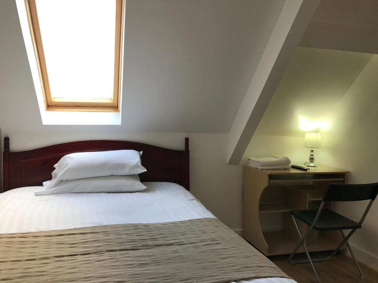 Clifton House Hotel