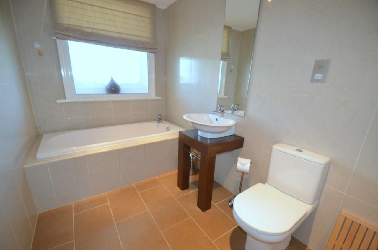 93a Grey Street *