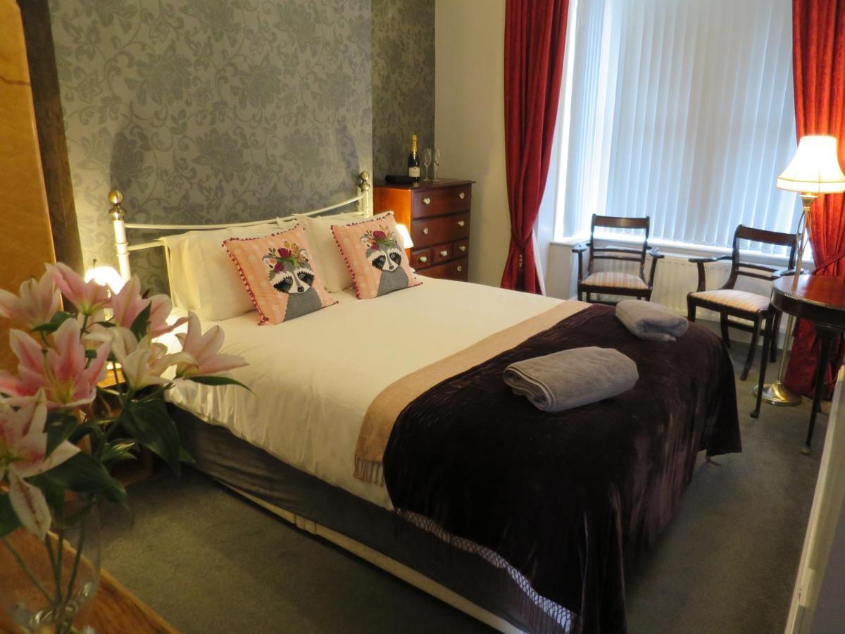 Parkside Apartment
