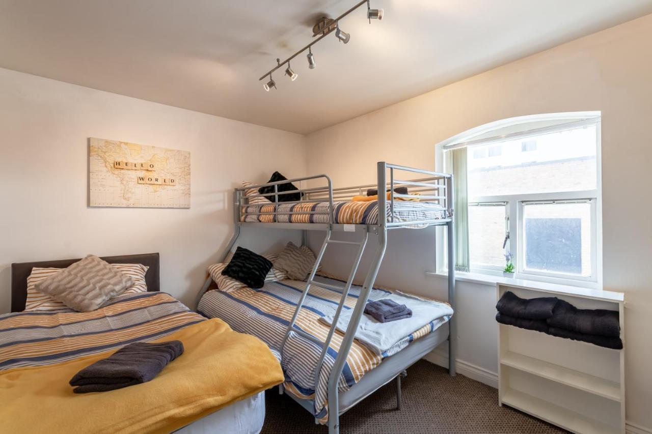 City Centre Apartment *