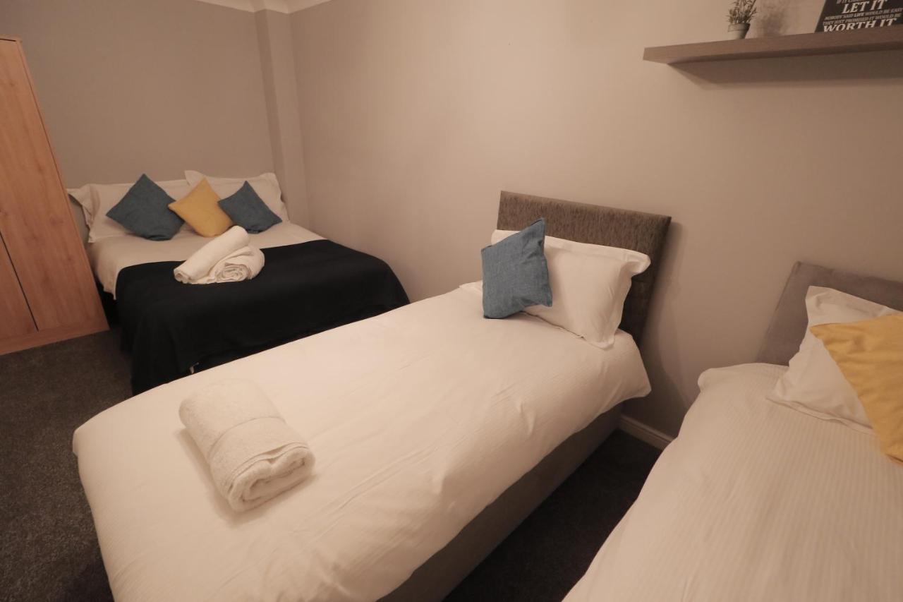 Holiday home Modern Townhouse Perfect For Large Groups, Under One Roof, Just Over The Tyne Newcastle upon Tyne
