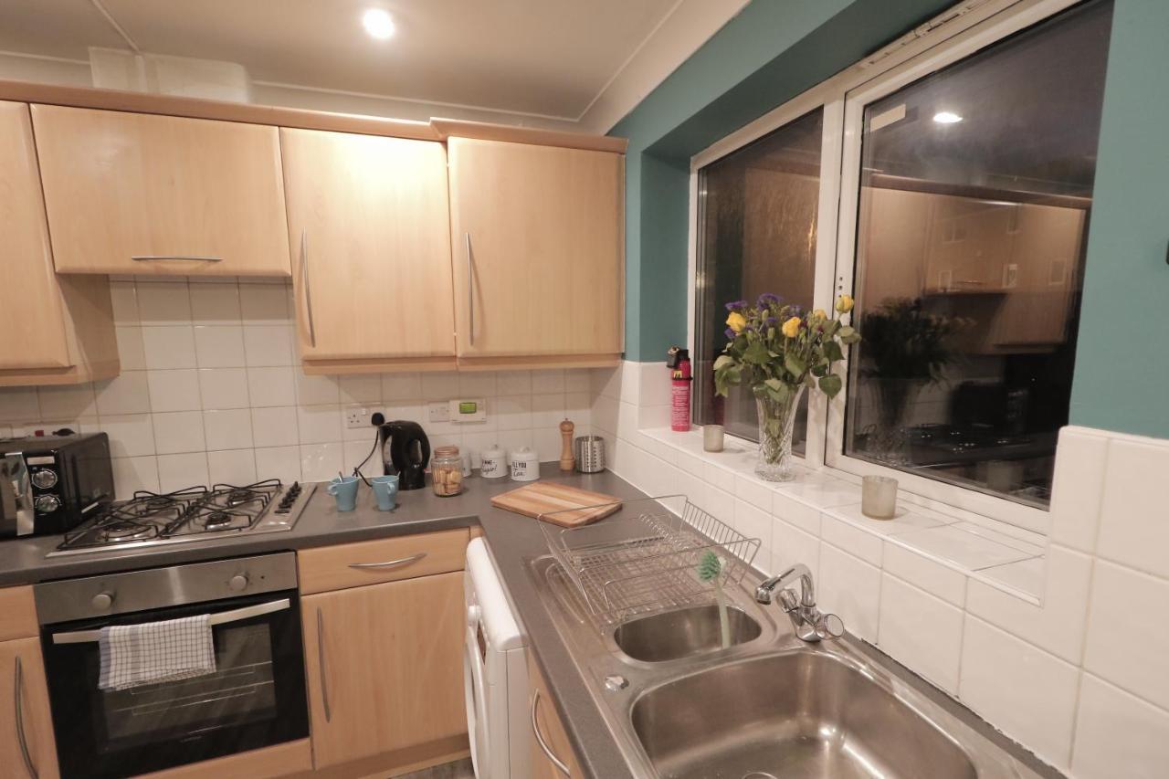Holiday home Modern Townhouse Perfect For Large Groups, Under One Roof, Just Over The Tyne *