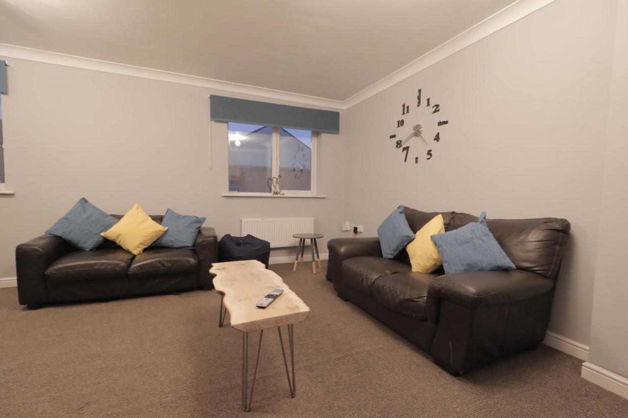 Holiday home Modern Townhouse Perfect For Large Groups, Under One Roof, Just Over The Tyne