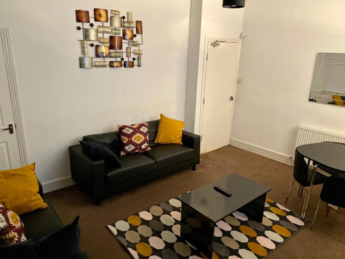 Apartment Warwick Street Professional Lets