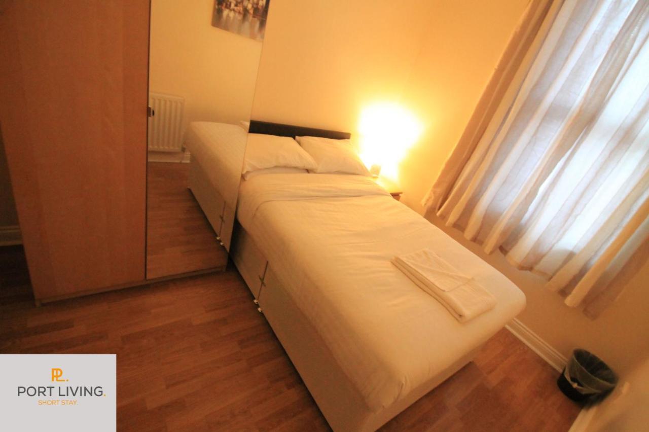 ---port Living--- - Jesmond - Apartment- 3 Beds - 3 Baths - 1-6 Guests Newcastle upon Tyne