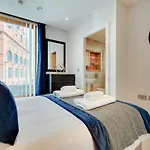 Amazing City Centre Penthouse With Private Roof Terrace