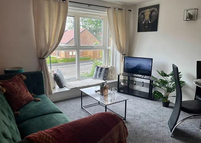 Stylish 2Br - Newcastle - City Centre & St James - Parking