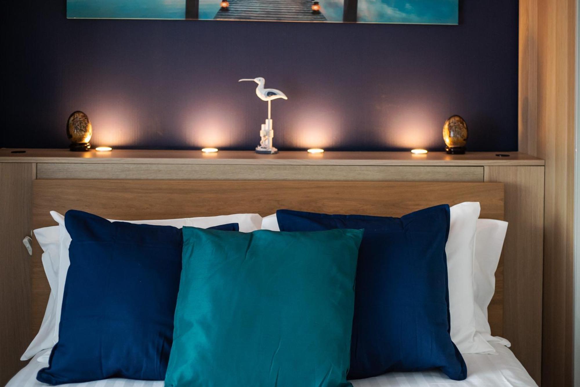 Gorgeous Modern 4 Bedroom House - Free Parking And Netflix By Wha For Contractors, Relocation, Business Travelers Newcastle upon Tyne