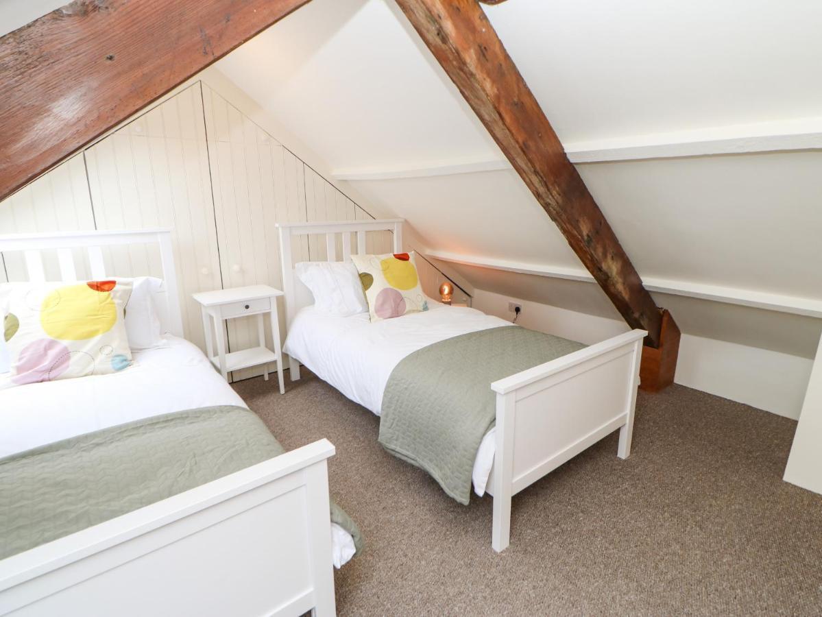 The Cottage, 5 Richley Terrace *