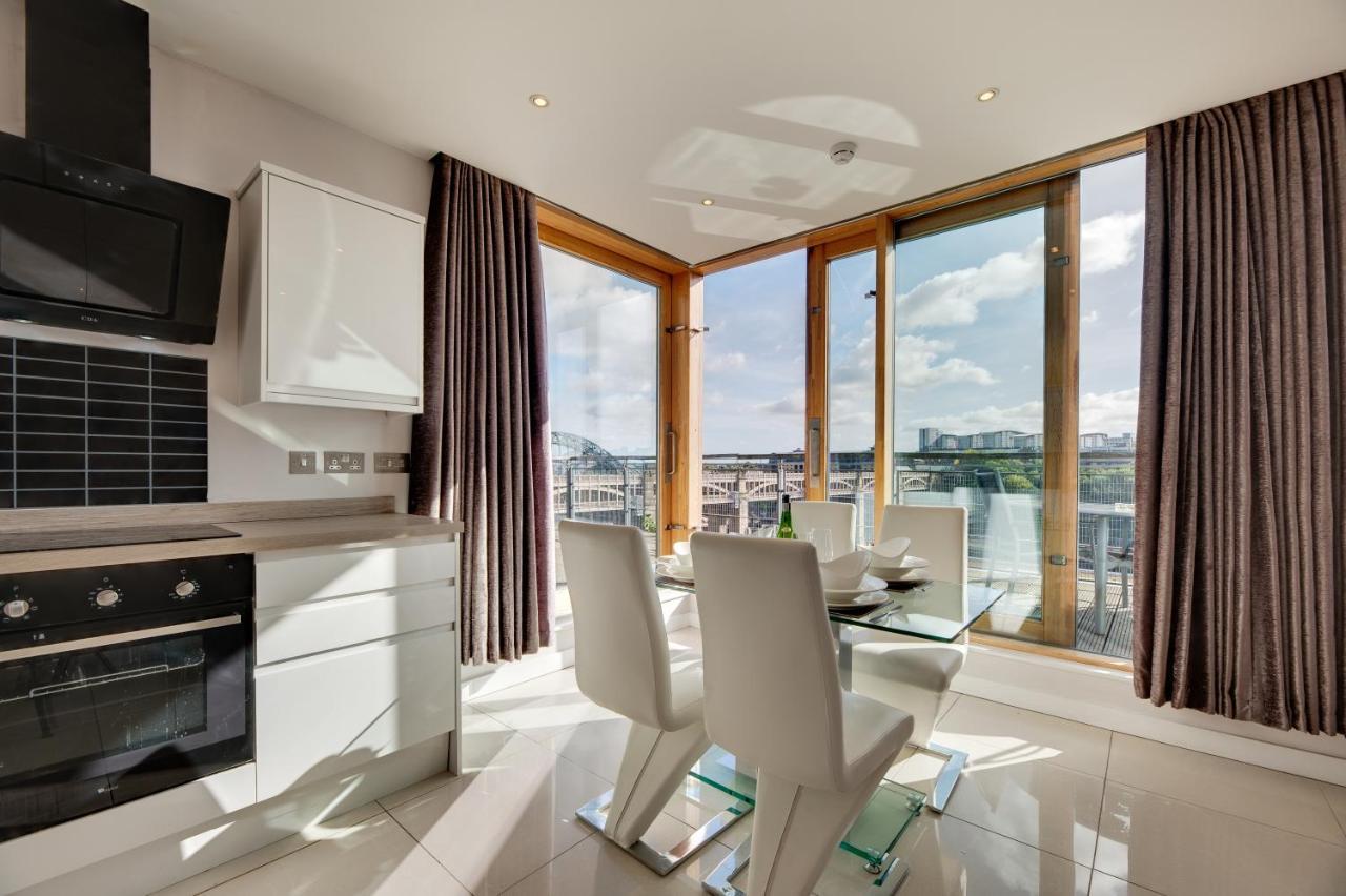 Amazing City Centre Penthouse With Private Roof Terrace
