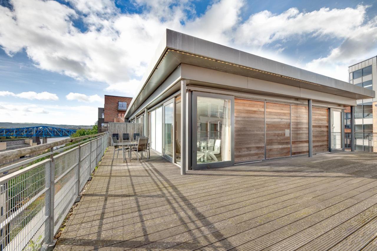 Amazing City Centre Penthouse With Private Roof Terrace