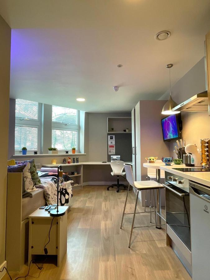 Apartment Hnfc - Modern With Gym, Parking & Cinema