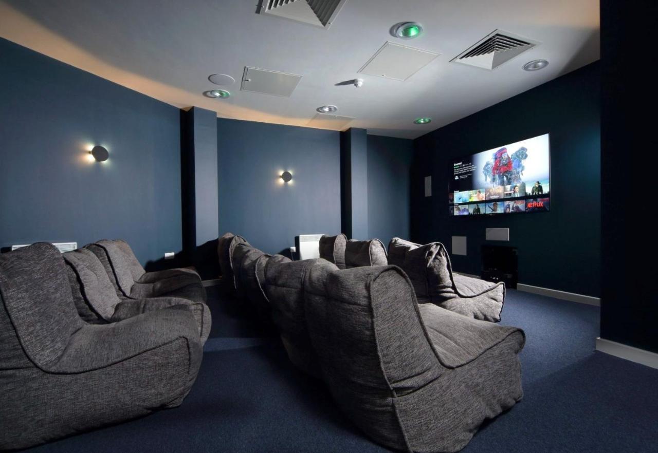 Apartment Hnfc - Modern With Gym, Parking & Cinema *