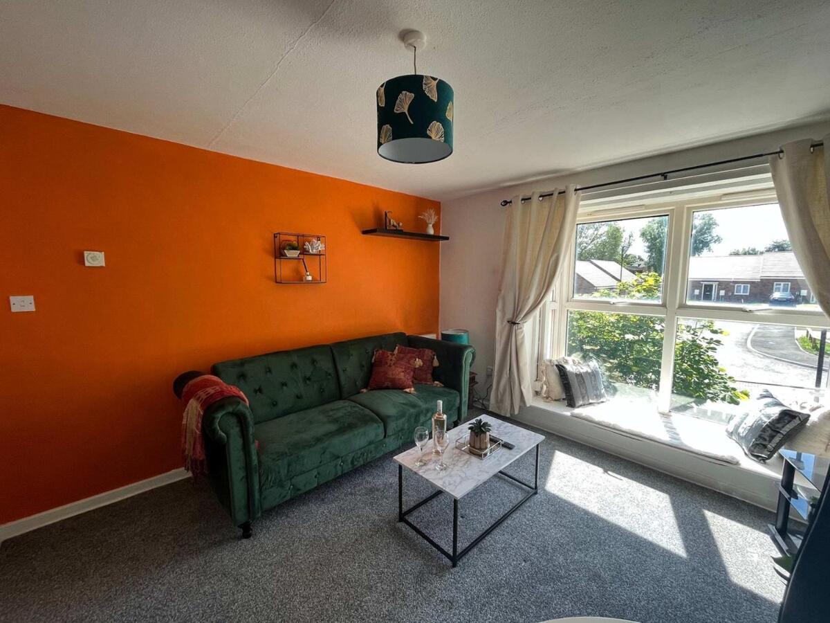 Stylish 2br - - Centre & St - Parking *