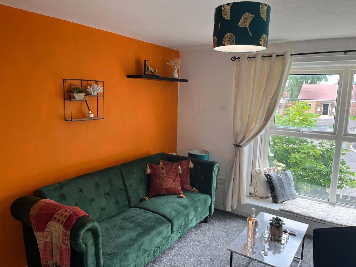 Stylish 2br - - Centre & St - Parking Apartment