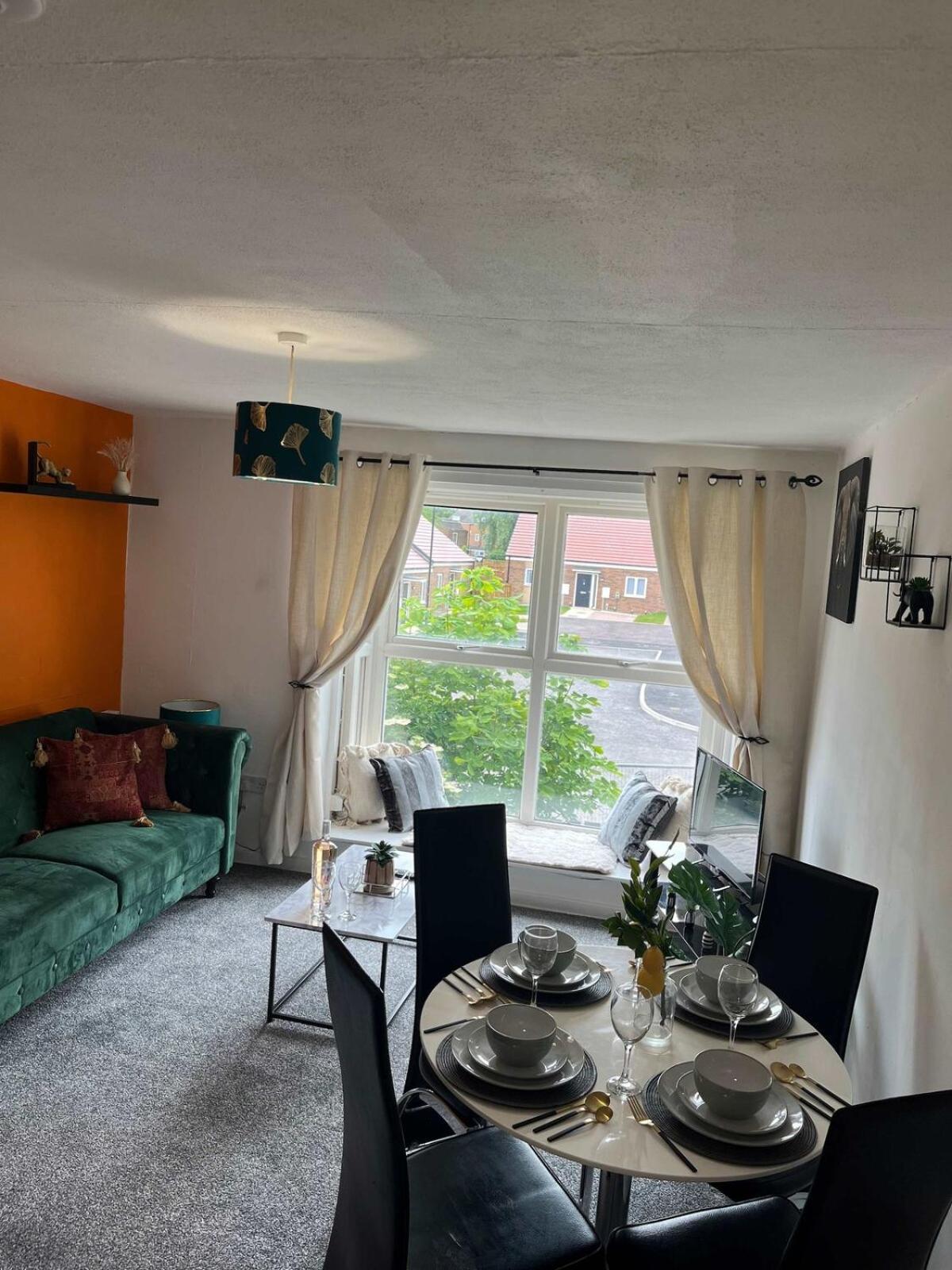Apartment Stylish 2br - - Centre & St - Parking